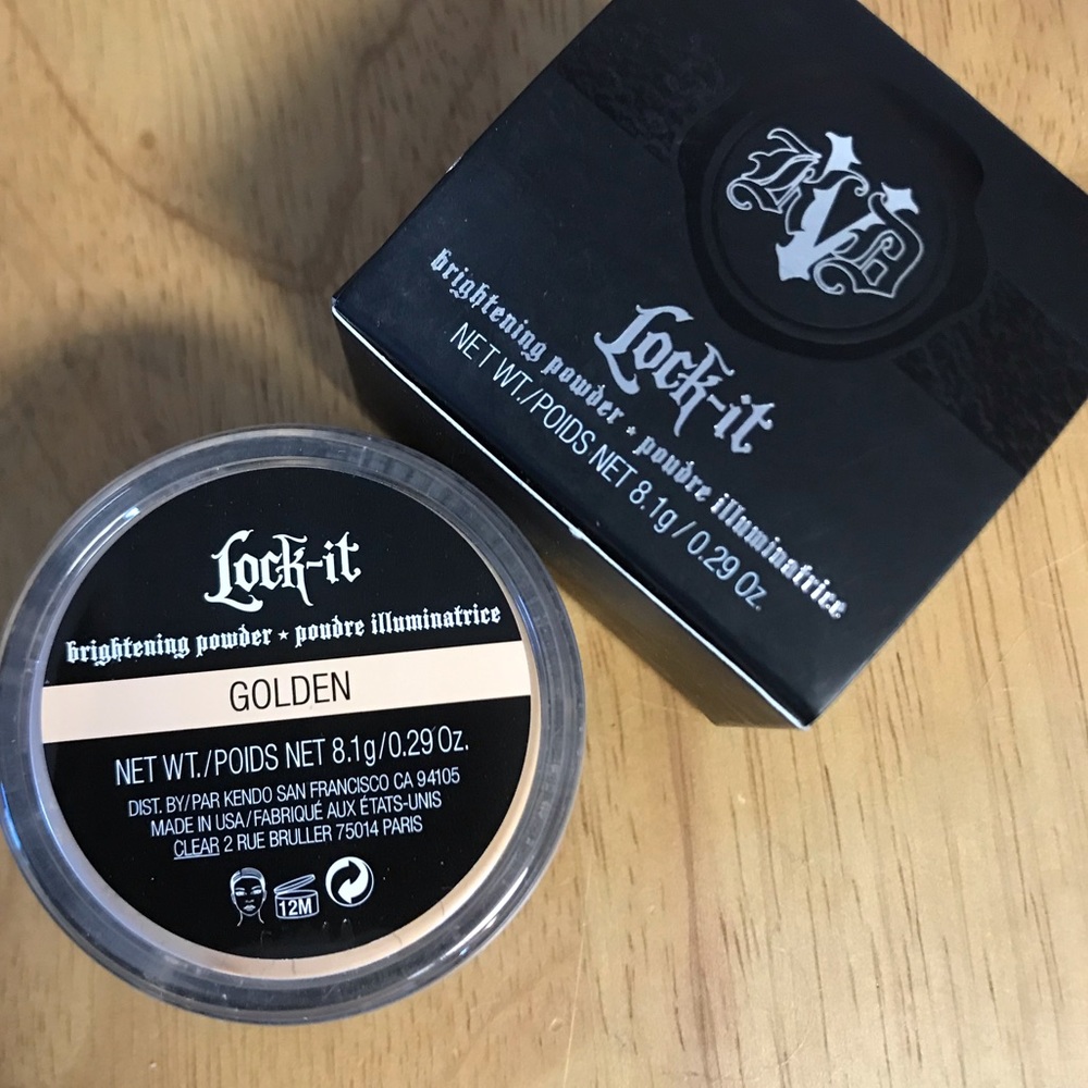 🆕🔸Kat Von D Lock-It Brightening Powder-Golden🔸